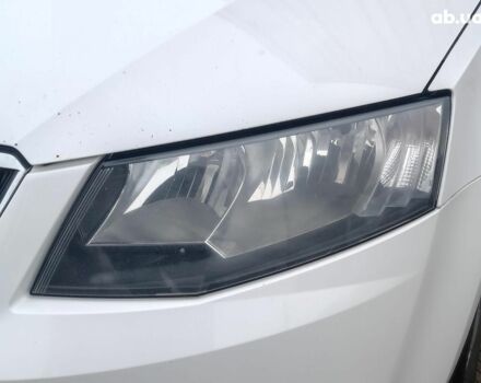 Білий Шкода Октавія, об'ємом двигуна 2 л та пробігом 328 тис. км за 8990 $, фото 2 на Automoto.ua