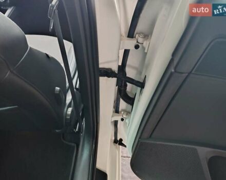 Белый Шкода Октавия, объемом двигателя 1.97 л и пробегом 225 тыс. км за 11300 $, фото 54 на Automoto.ua