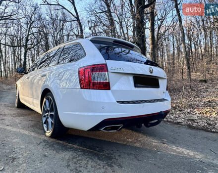 Білий Шкода Октавія, об'ємом двигуна 1.98 л та пробігом 271 тис. км за 13900 $, фото 3 на Automoto.ua