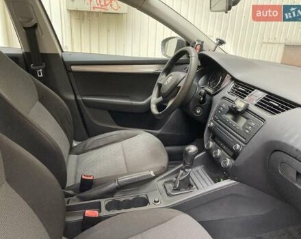 Белый Шкода Октавия, объемом двигателя 1.2 л и пробегом 114 тыс. км за 10500 $, фото 12 на Automoto.ua