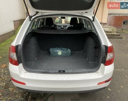 Белый Шкода Октавия, объемом двигателя 1.2 л и пробегом 114 тыс. км за 10500 $, фото 6 на Automoto.ua