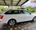 Белый Шкода Октавия, объемом двигателя 1.97 л и пробегом 225 тыс. км за 11300 $, фото 1 на Automoto.ua