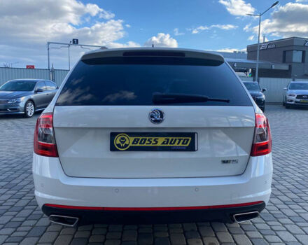 Белый Шкода Октавия, объемом двигателя 2 л и пробегом 312 тыс. км за 13700 $, фото 5 на Automoto.ua