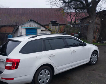 Белый Шкода Октавия, объемом двигателя 1.6 л и пробегом 340 тыс. км за 9500 $, фото 7 на Automoto.ua