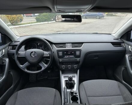 Белый Шкода Октавия, объемом двигателя 1.6 л и пробегом 394 тыс. км за 8500 $, фото 5 на Automoto.ua