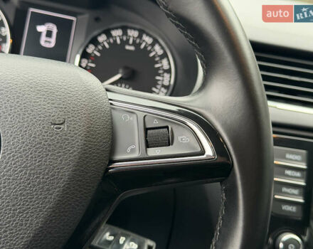 Білий Шкода Октавія, об'ємом двигуна 1.6 л та пробігом 204 тис. км за 11299 $, фото 52 на Automoto.ua