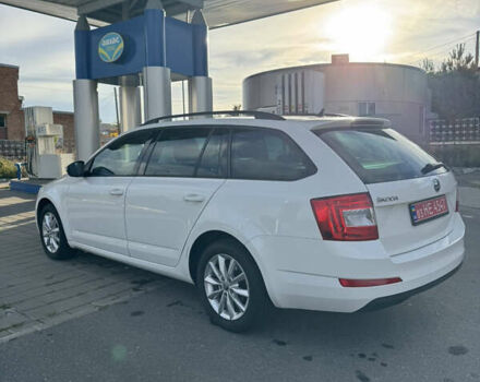 Белый Шкода Октавия, объемом двигателя 1.4 л и пробегом 197 тыс. км за 10400 $, фото 3 на Automoto.ua