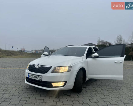 Білий Шкода Октавія, об'ємом двигуна 1.6 л та пробігом 284 тис. км за 8600 $, фото 23 на Automoto.ua