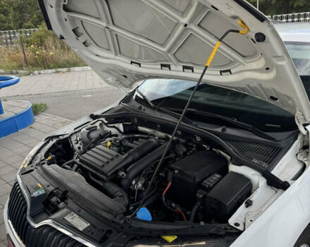 Белый Шкода Октавия, объемом двигателя 1.4 л и пробегом 197 тыс. км за 10400 $, фото 18 на Automoto.ua