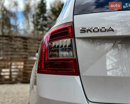 Белый Шкода Октавия, объемом двигателя 1.97 л и пробегом 220 тыс. км за 14500 $, фото 59 на Automoto.ua