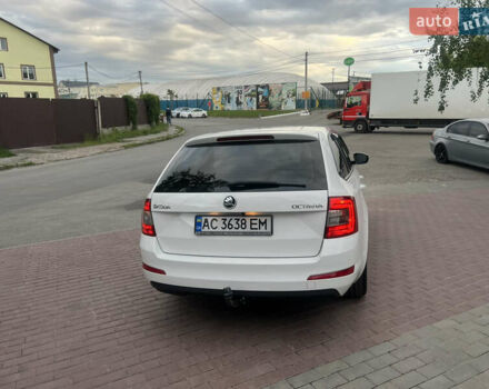 Белый Шкода Октавия, объемом двигателя 1.6 л и пробегом 240 тыс. км за 10300 $, фото 19 на Automoto.ua