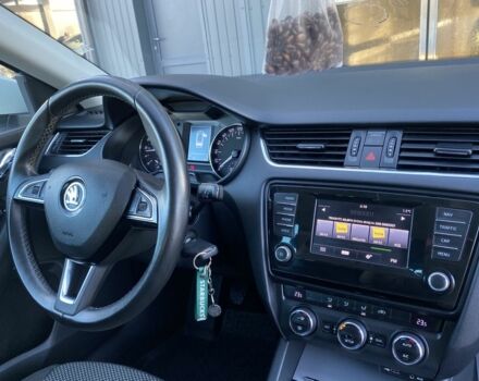 Белый Шкода Октавия, объемом двигателя 1.6 л и пробегом 380 тыс. км за 9799 $, фото 21 на Automoto.ua