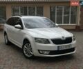 Белый Шкода Октавия, объемом двигателя 1.6 л и пробегом 257 тыс. км за 10750 $, фото 1 на Automoto.ua