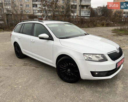 Білий Шкода Октавія, об'ємом двигуна 1.8 л та пробігом 182 тис. км за 10800 $, фото 10 на Automoto.ua