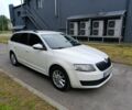 Белый Шкода Октавия, объемом двигателя 1.6 л и пробегом 300 тыс. км за 7800 $, фото 1 на Automoto.ua