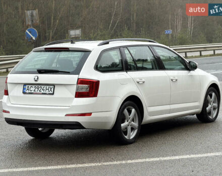 Білий Шкода Октавія, об'ємом двигуна 1.6 л та пробігом 204 тис. км за 11299 $, фото 8 на Automoto.ua