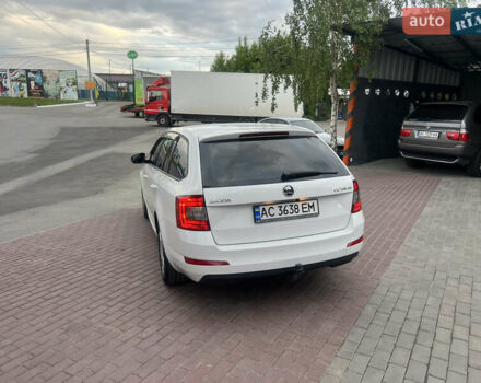 Белый Шкода Октавия, объемом двигателя 1.6 л и пробегом 240 тыс. км за 10300 $, фото 21 на Automoto.ua