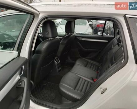 Белый Шкода Октавия, объемом двигателя 1.97 л и пробегом 241 тыс. км за 10999 $, фото 7 на Automoto.ua