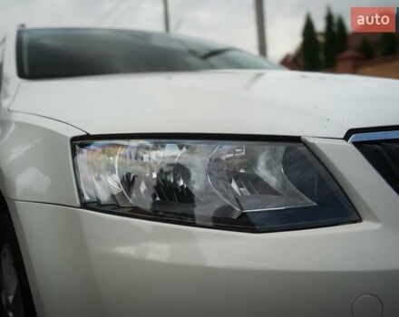 Белый Шкода Октавия, объемом двигателя 1.2 л и пробегом 253 тыс. км за 7500 $, фото 13 на Automoto.ua