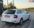 Белый Шкода Октавия, объемом двигателя 2 л и пробегом 252 тыс. км за 12000 $, фото 26 на Automoto.ua