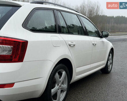 Білий Шкода Октавія, об'ємом двигуна 1.6 л та пробігом 204 тис. км за 11299 $, фото 28 на Automoto.ua