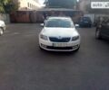 Шкода Октавия 2014 в Кропивницком (Кировограде) на Automoto.ua Белый Шкода Октавия, объемом двигателя 1.6 л и пробегом 290 тыс. км за 9100 $, фото 4 на Automoto.ua