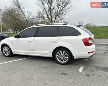 Белый Шкода Октавия, объемом двигателя 1.6 л и пробегом 232 тыс. км за 8800 $, фото 4 на Automoto.ua