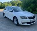 Белый Шкода Октавия, объемом двигателя 1.97 л и пробегом 325 тыс. км за 9800 $, фото 1 на Automoto.ua