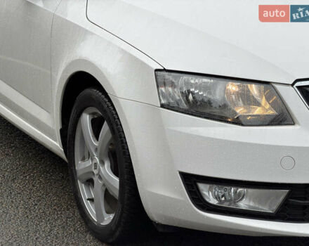 Білий Шкода Октавія, об'ємом двигуна 1.6 л та пробігом 204 тис. км за 11299 $, фото 14 на Automoto.ua