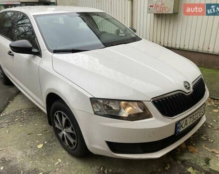 Белый Шкода Октавия, объемом двигателя 1.2 л и пробегом 114 тыс. км за 10500 $, фото 2 на Automoto.ua