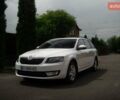 Белый Шкода Октавия, объемом двигателя 1.2 л и пробегом 253 тыс. км за 7500 $, фото 1 на Automoto.ua