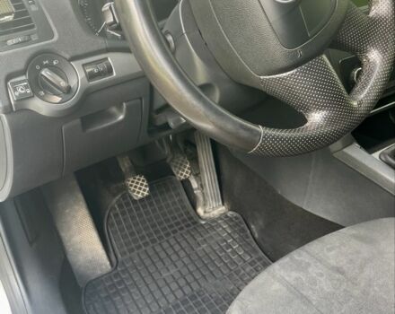 Білий Шкода Октавія, об'ємом двигуна 1.6 л та пробігом 180 тис. км за 10000 $, фото 3 на Automoto.ua