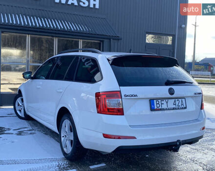 Белый Шкода Октавия, объемом двигателя 1.6 л и пробегом 236 тыс. км за 9799 $, фото 21 на Automoto.ua
