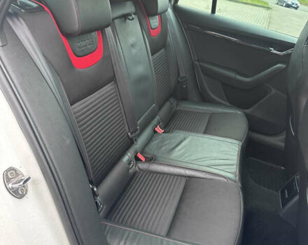 Білий Шкода Октавія, об'ємом двигуна 1.97 л та пробігом 193 тис. км за 11000 $, фото 15 на Automoto.ua