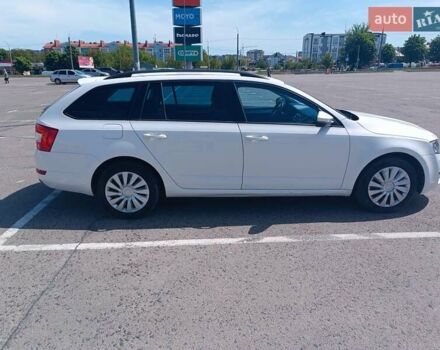 Білий Шкода Октавія, об'ємом двигуна 1.6 л та пробігом 297 тис. км за 10499 $, фото 9 на Automoto.ua