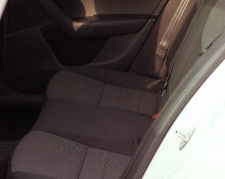 Белый Шкода Октавия, объемом двигателя 1.6 л и пробегом 295 тыс. км за 12500 $, фото 14 на Automoto.ua