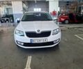 Белый Шкода Октавия, объемом двигателя 1.2 л и пробегом 220 тыс. км за 7700 $, фото 1 на Automoto.ua