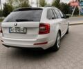 Белый Шкода Октавия, объемом двигателя 1.6 л и пробегом 258 тыс. км за 11500 $, фото 6 на Automoto.ua