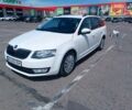 Білий Шкода Октавія, об'ємом двигуна 1.6 л та пробігом 297 тис. км за 10499 $, фото 7 на Automoto.ua