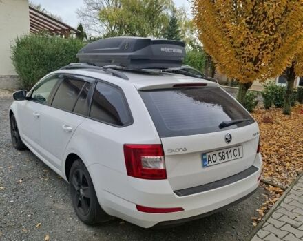 Білий Шкода Октавія, об'ємом двигуна 1.6 л та пробігом 256 тис. км за 11000 $, фото 3 на Automoto.ua