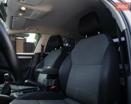 Белый Шкода Октавия, объемом двигателя 1.2 л и пробегом 253 тыс. км за 7500 $, фото 18 на Automoto.ua