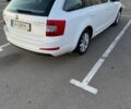 Белый Шкода Октавия, объемом двигателя 1.6 л и пробегом 248 тыс. км за 6500 $, фото 2 на Automoto.ua
