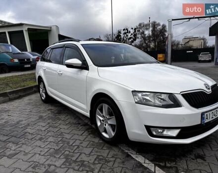 Білий Шкода Октавія, об'ємом двигуна 1.6 л та пробігом 285 тис. км за 10300 $, фото 5 на Automoto.ua