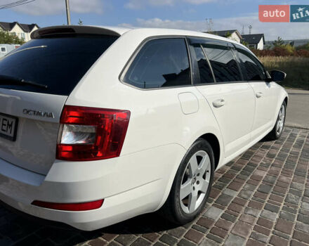 Белый Шкода Октавия, объемом двигателя 1.6 л и пробегом 248 тыс. км за 11500 $, фото 3 на Automoto.ua