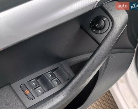 Білий Шкода Октавія, об'ємом двигуна 2 л та пробігом 328 тис. км за 8990 $, фото 14 на Automoto.ua