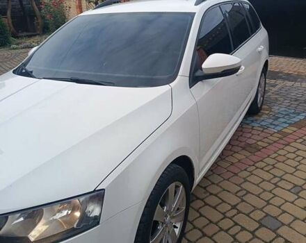 Білий Шкода Октавія, об'ємом двигуна 1.6 л та пробігом 255 тис. км за 9500 $, фото 4 на Automoto.ua