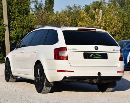 Шкода Октавия 2014 в Кривом Роге на Automoto.ua Белый Шкода Октавия, объемом двигателя 1.6 л и пробегом 304 тыс. км за 8999 $, фото 4 на Automoto.ua