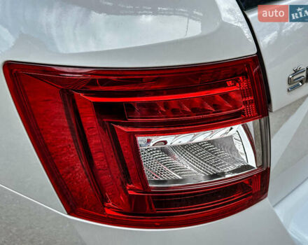 Белый Шкода Октавия, объемом двигателя 1.97 л и пробегом 220 тыс. км за 14500 $, фото 57 на Automoto.ua