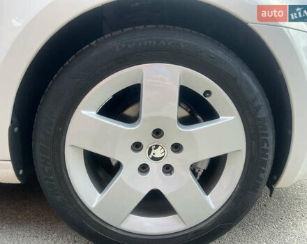 Белый Шкода Октавия, объемом двигателя 1.6 л и пробегом 250 тыс. км за 11500 $, фото 35 на Automoto.ua