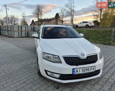 Шкода Октавія 2014 у Івано-Франківську на Automoto.ua Білий Шкода Октавія, об'ємом двигуна 1.6 л та пробігом 300 тис. км за 11250 $, фото 1 на Automoto.ua